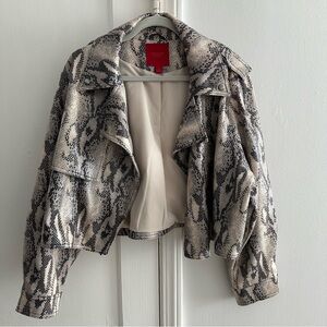 JENNIFER LOPEZ Cropped Faux Snakeskin Jacket